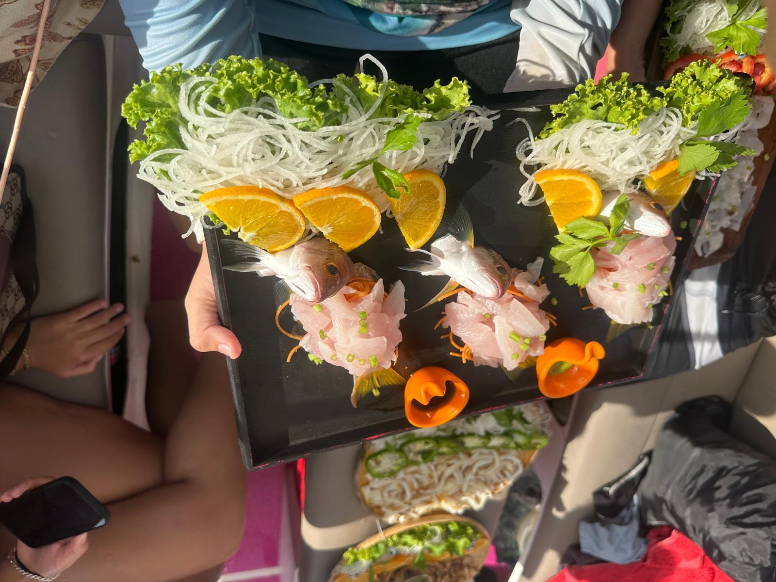 Sashimi direkt an Bord zubereitet